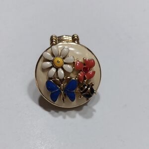 Vintage Flloral and Butterfly Enamel Ring